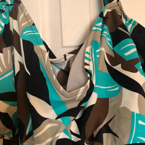 Women’s bathing suit 30W Tropical Escape NWOT - Picture 2 of 14